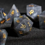 Dés de jeu en labradorite, idéal pour les amateurs de fantasy